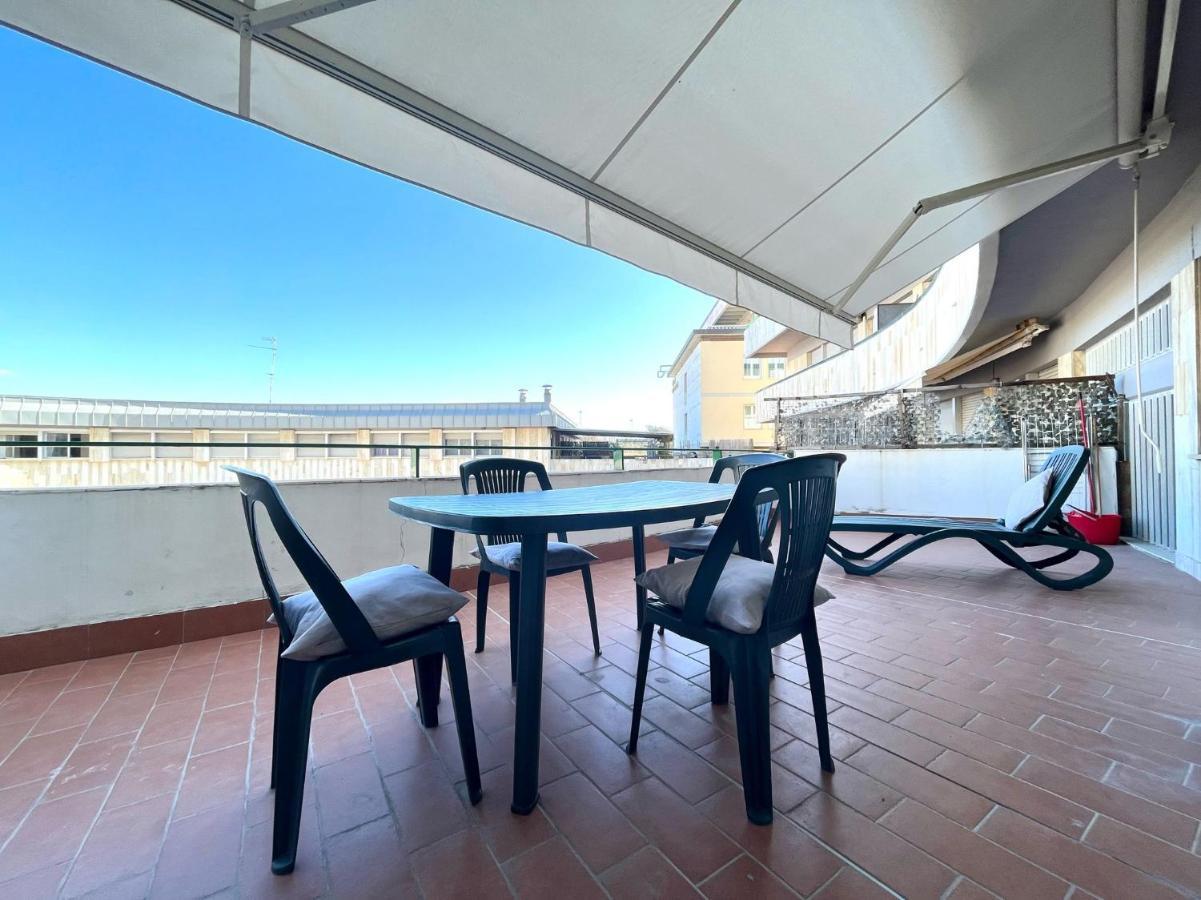 Imperiale Apartment ตีร์เรเนีย ภายนอก รูปภาพ