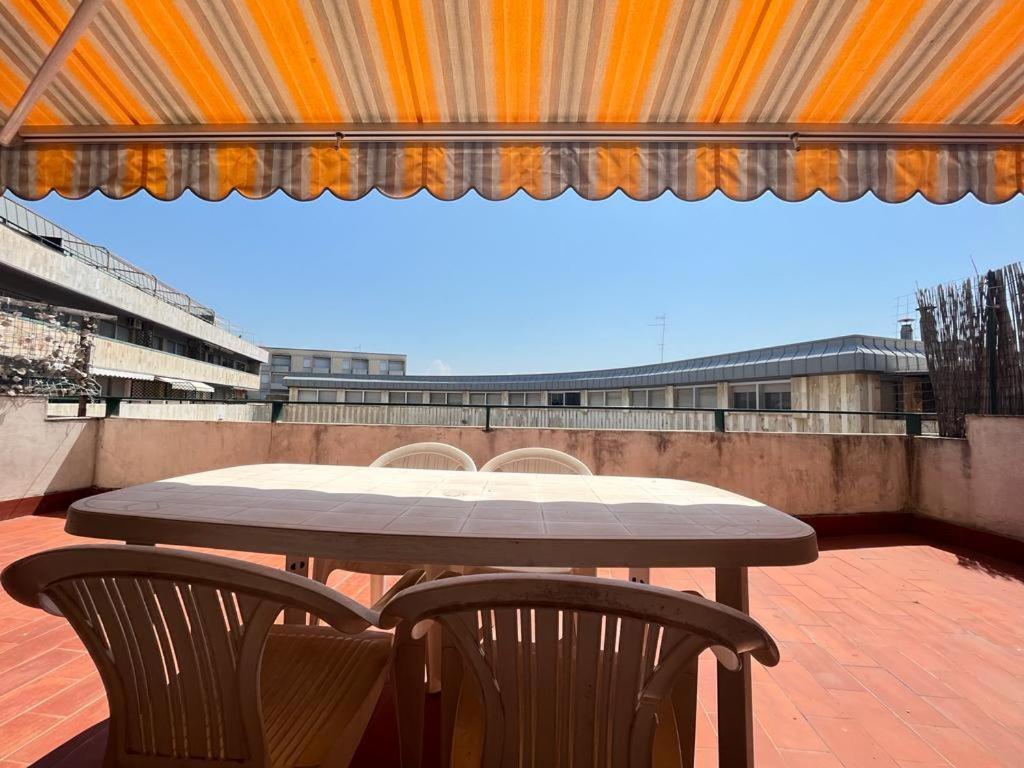 Imperiale Apartment ตีร์เรเนีย ภายนอก รูปภาพ