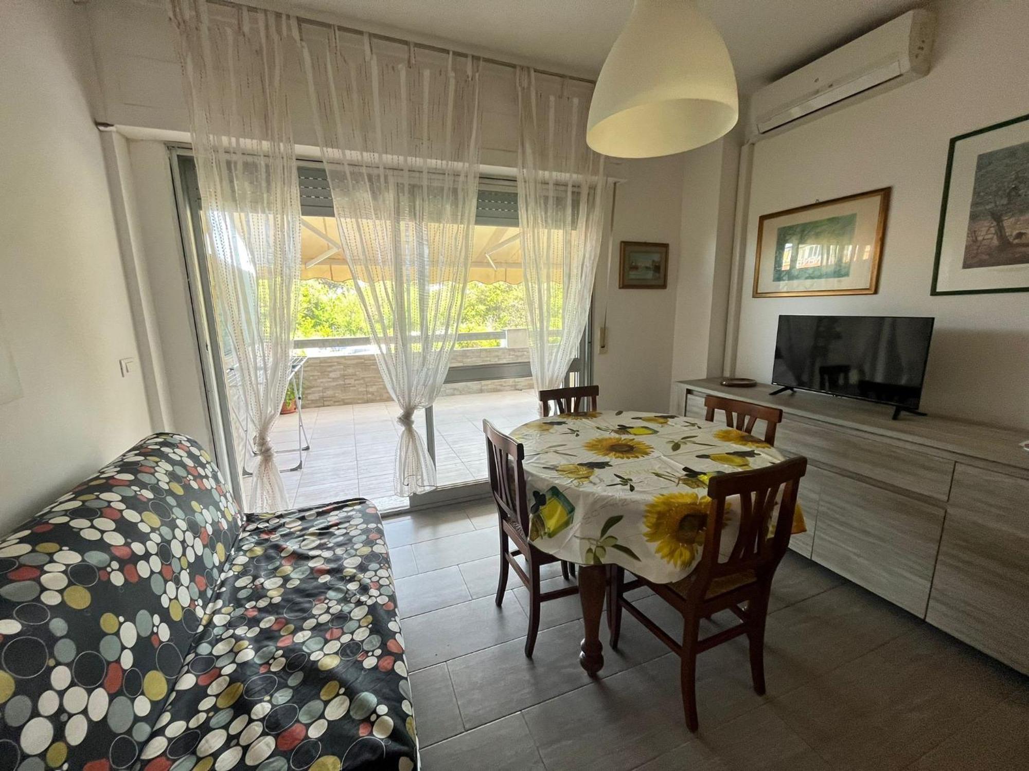 Imperiale Apartment ตีร์เรเนีย ภายนอก รูปภาพ