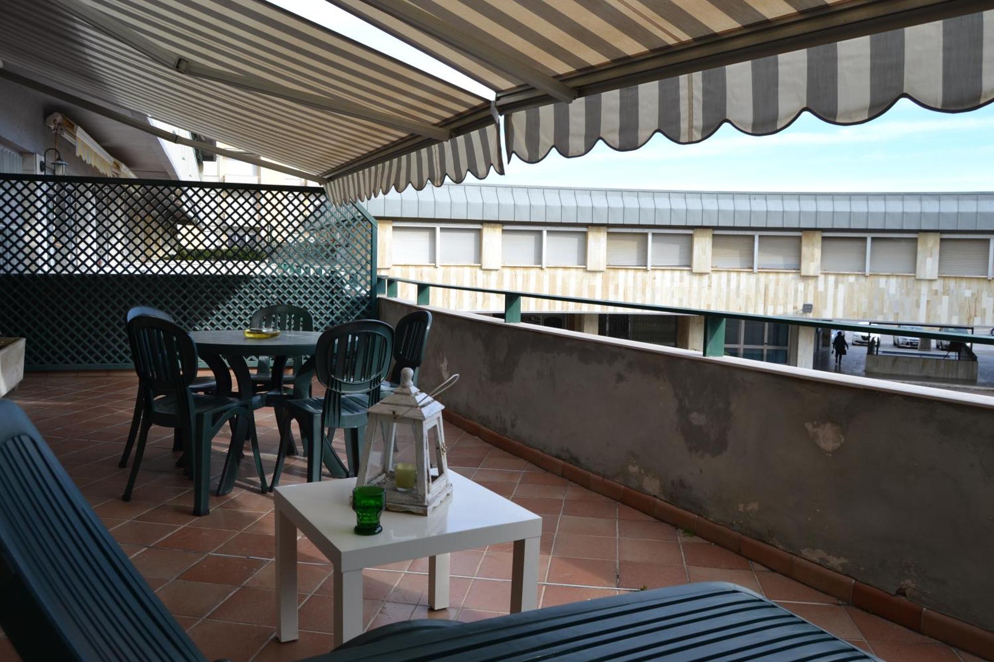 Imperiale Apartment ตีร์เรเนีย ภายนอก รูปภาพ